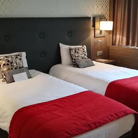 Mercure Centre A7/a9 Hotel 4*